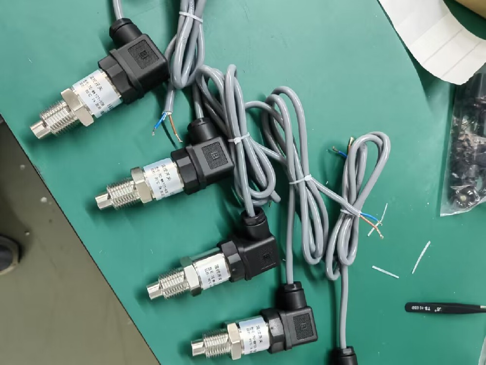 ȵżܹܵѹǼڸѹǷӰ׼ȷ